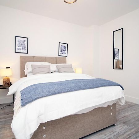 Kingsbridge Point - Cosy One Bed Apartments Near Town Centre, Swindon Eksteriør bilde