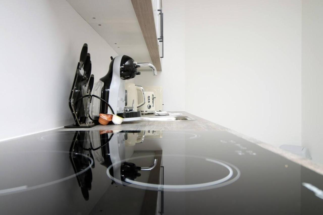 Kingsbridge Point - Cosy One Bed Apartments Near Town Centre, Swindon Eksteriør bilde