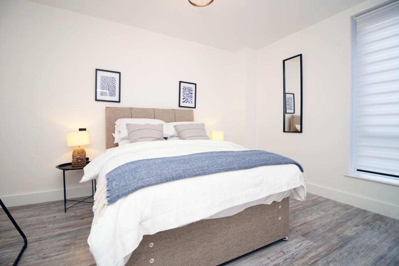 Kingsbridge Point - Cosy One Bed Apartments Near Town Centre, Swindon Eksteriør bilde